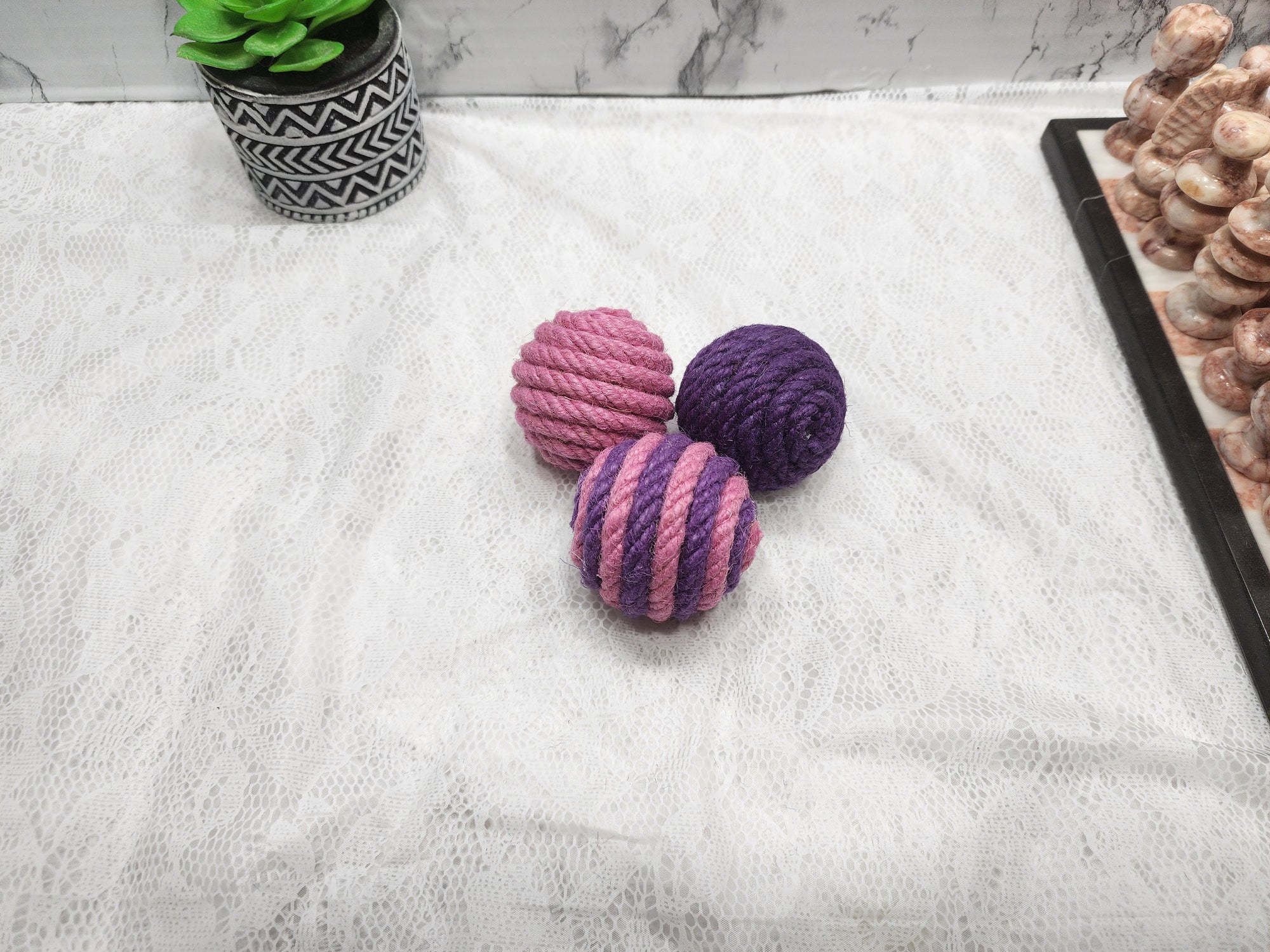Sets of Cat Toy Rattle Balls / Hemp Sisal Rope Blue, Pink and Purple
