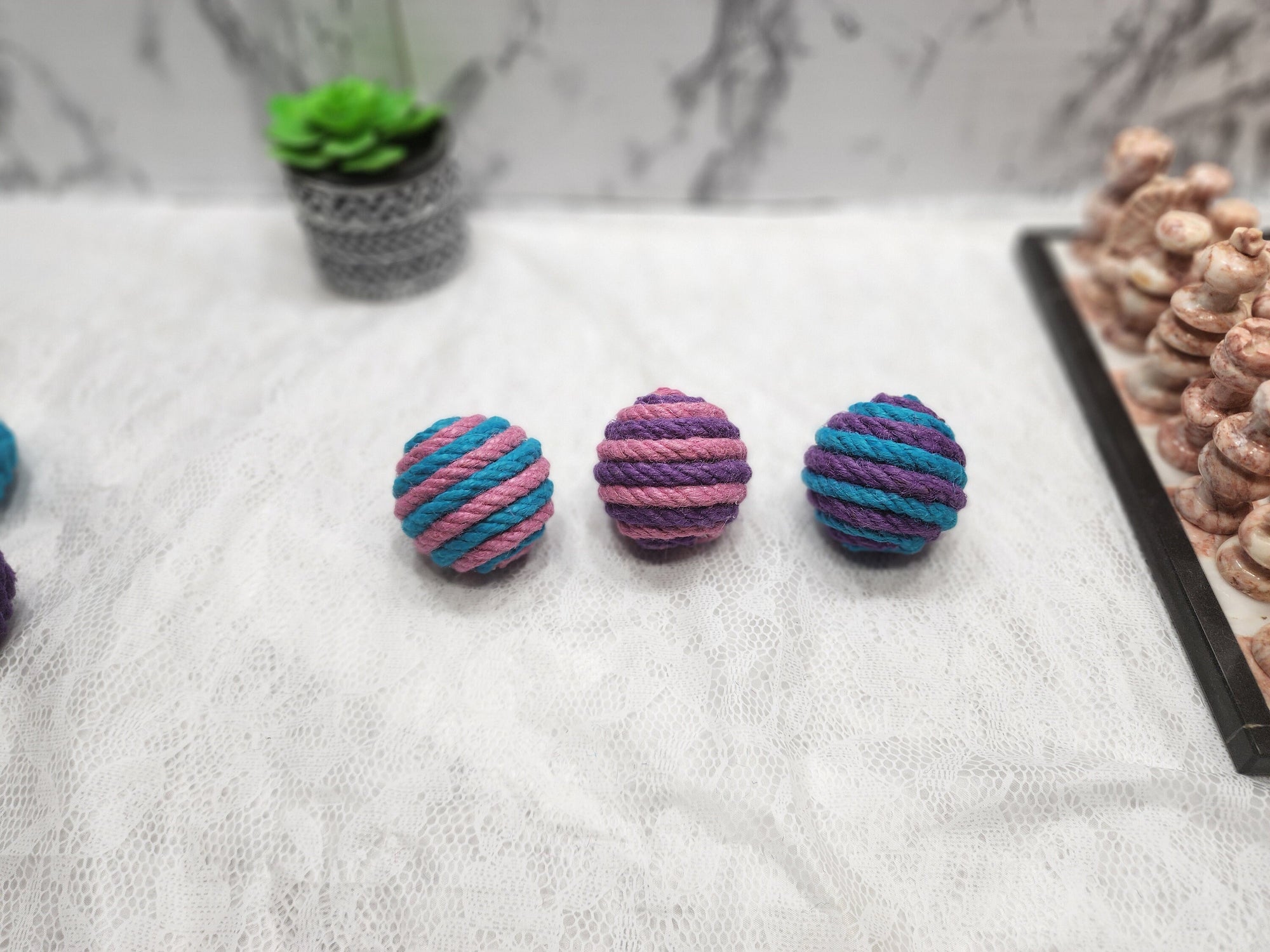 Sets of Cat Toy Rattle Balls / Hemp Sisal Rope Blue, Pink and Purple