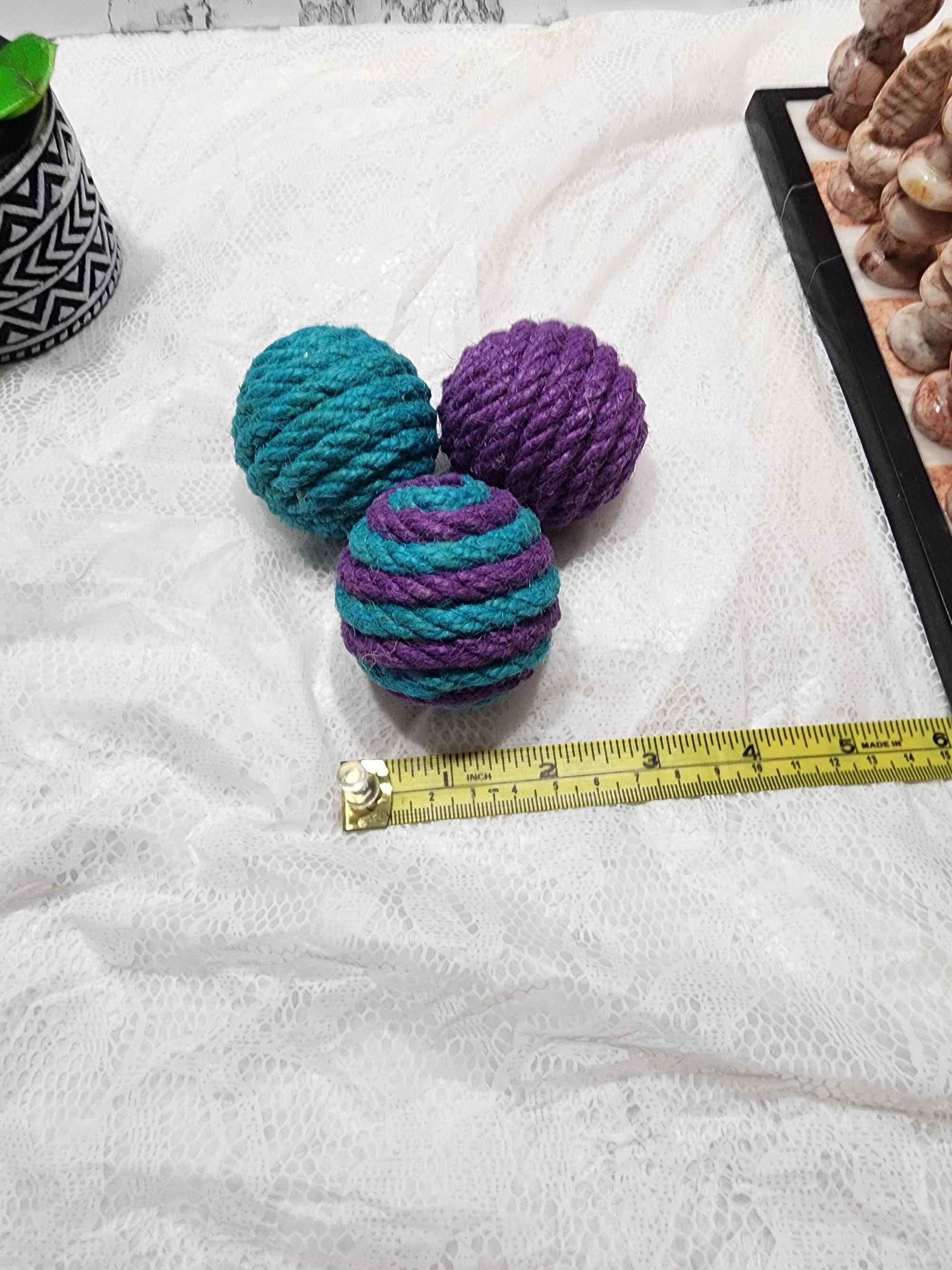 Sets of Cat Toy Rattle Balls / Hemp Sisal Rope Blue, Pink and Purple