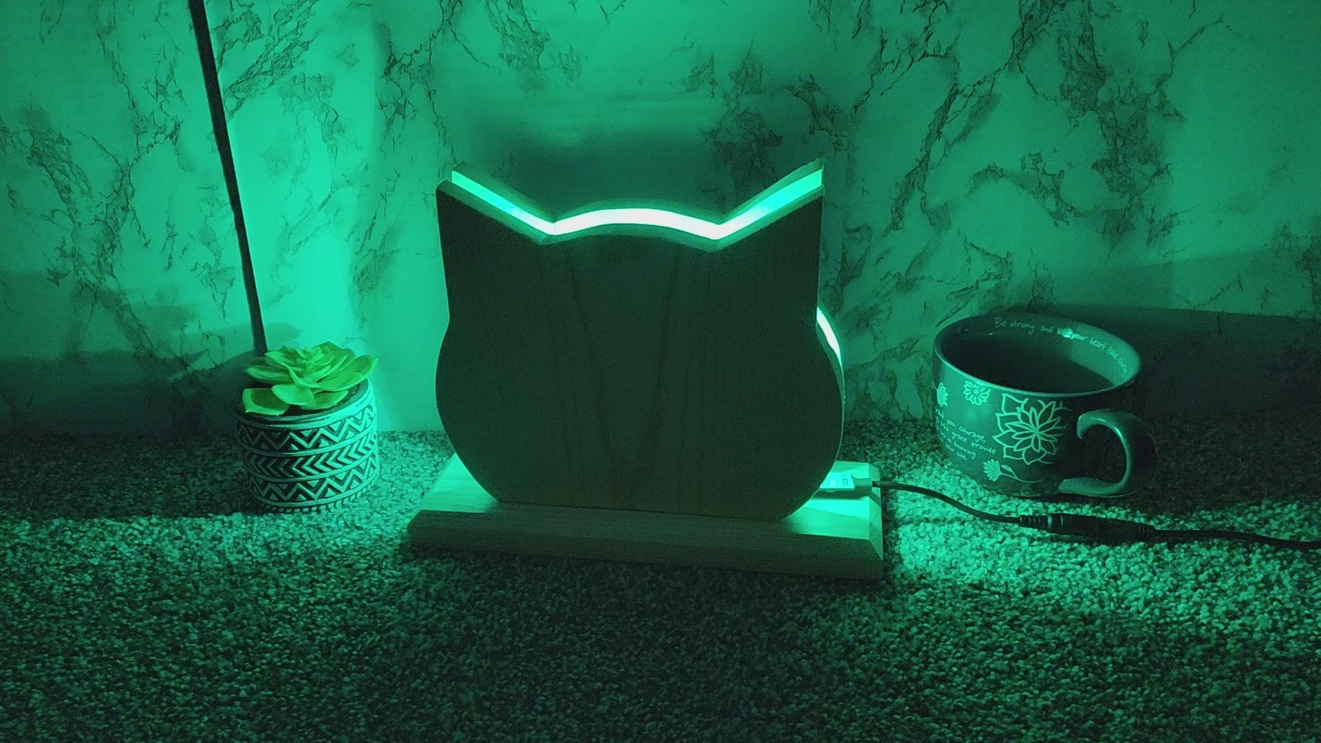 LED Cat Silhouette Light / Decorative Wooden Cat Lamp